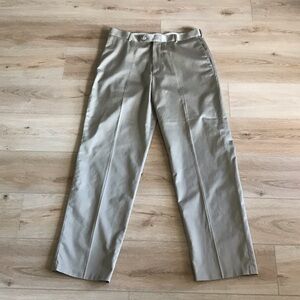Dockers Flat Front 100% Cotton Chinos in Dark Khaki Size 34 x 34